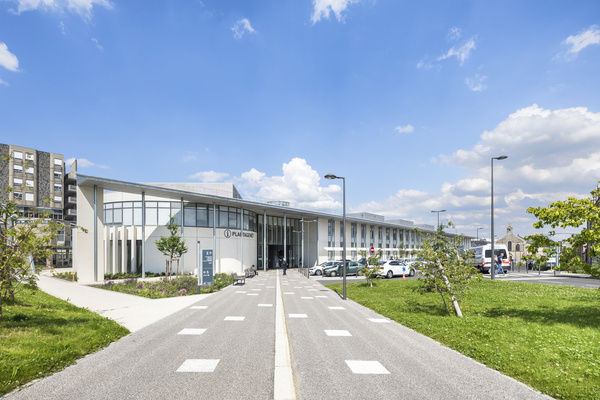 Michel Rémon &amp; Associés - Outpatient buildings and medical specialties | Le Mans Hospital Center 